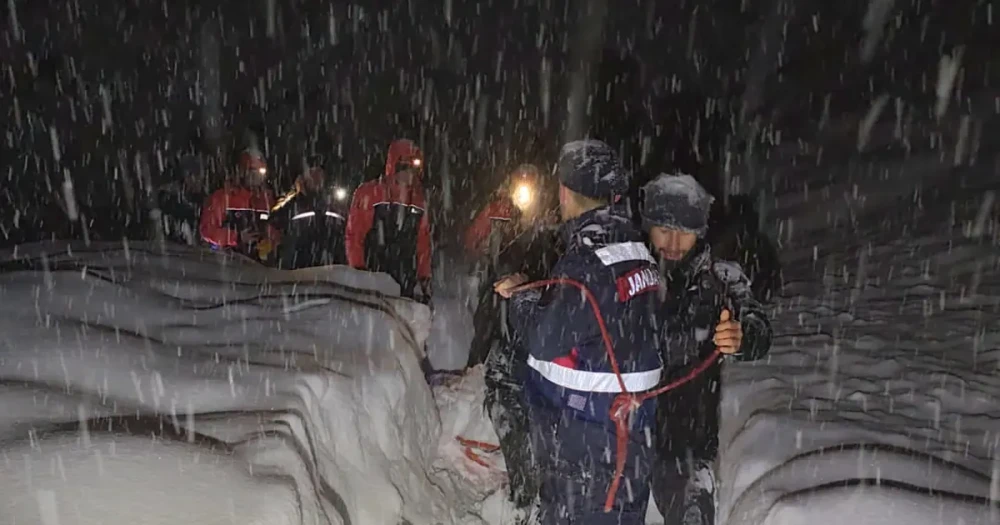 Giresun'da Çığ Felaketi: Çoban Hayatını Kaybetti