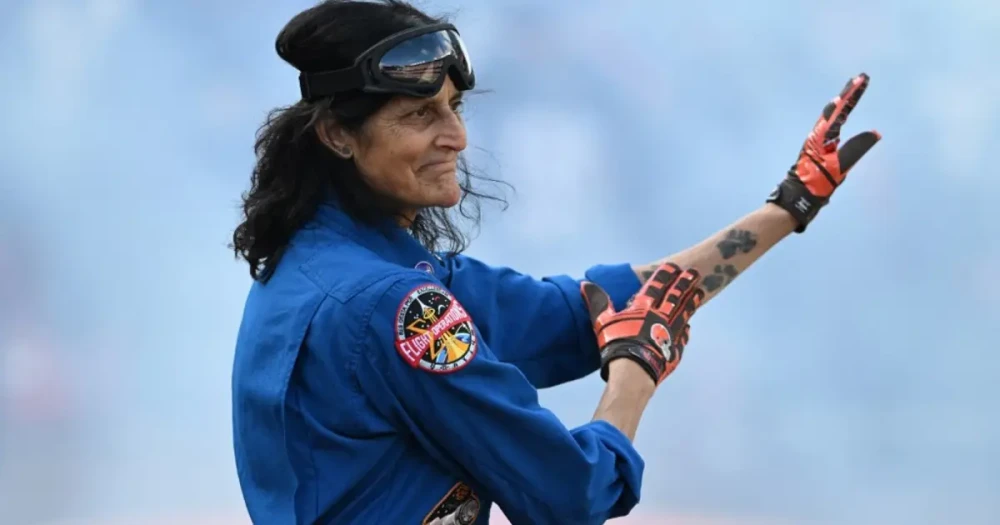 Rekor Kıran Astronot Suni Williams, Uzayda Geçirdiği Uzun Sürenin Ardından Emekliliğini Açıkladı