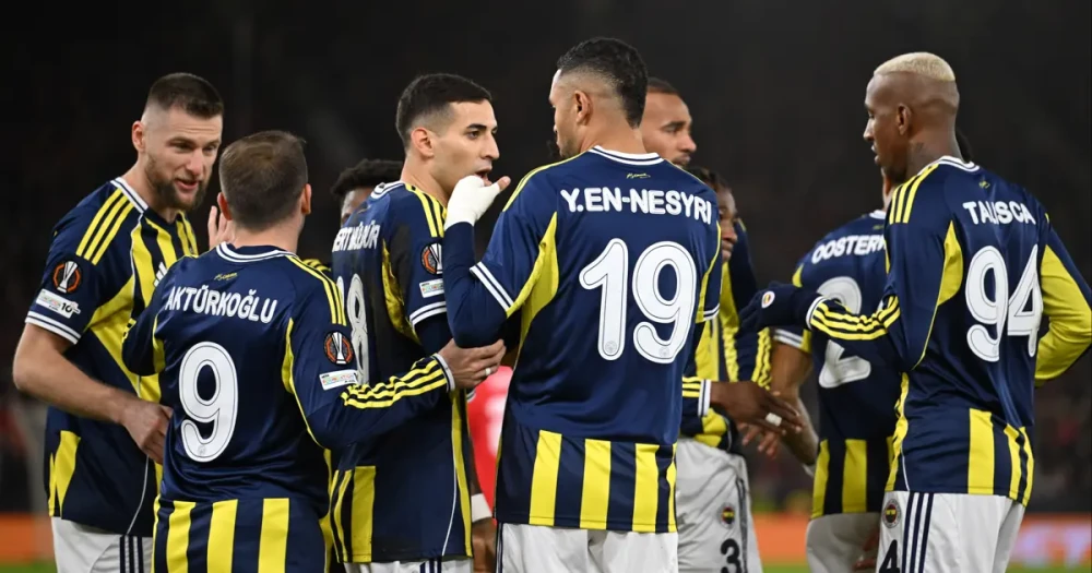 Fenerbahçe'de Ayrılık Rüzgarı: Dünya Devi Sportif Direktörü İstanbul'da