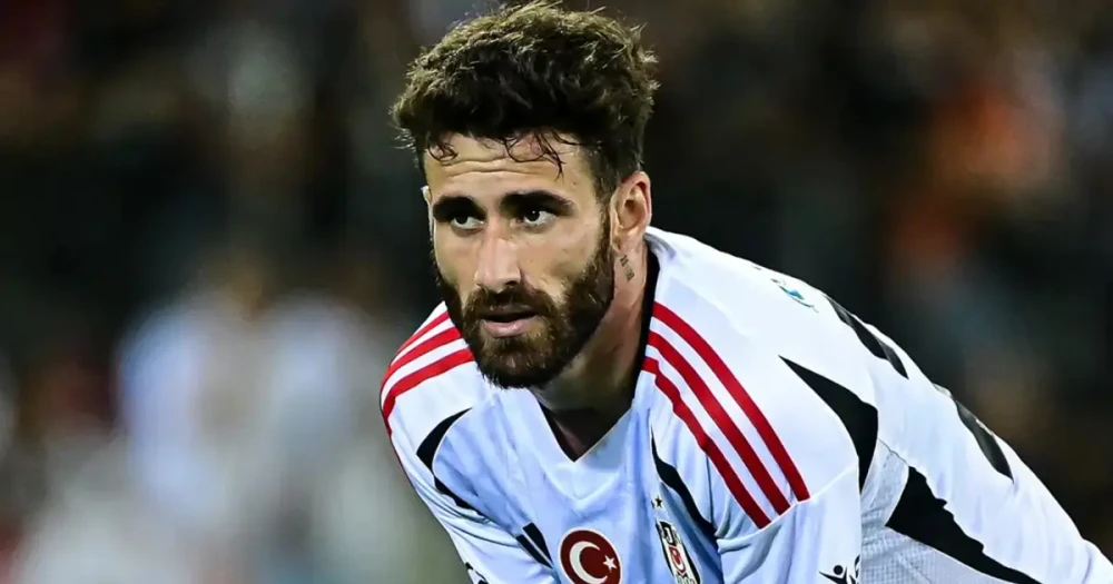 Beşiktaş'ın Genç Yeteneği Demir Ege Tıknaz Braga'ya Transfer Oldu: Mali Detaylar Açıklandı