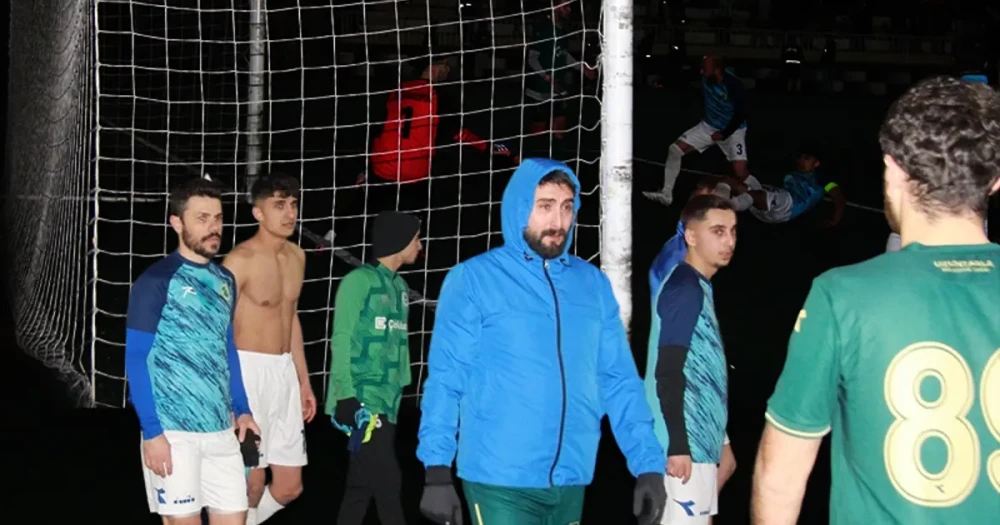 Amatör Ligde Nefes Kesen Son Anlar: 90'dan Sonra 8 Gol, Rekor Skorlar ve Büyük Heyecan!