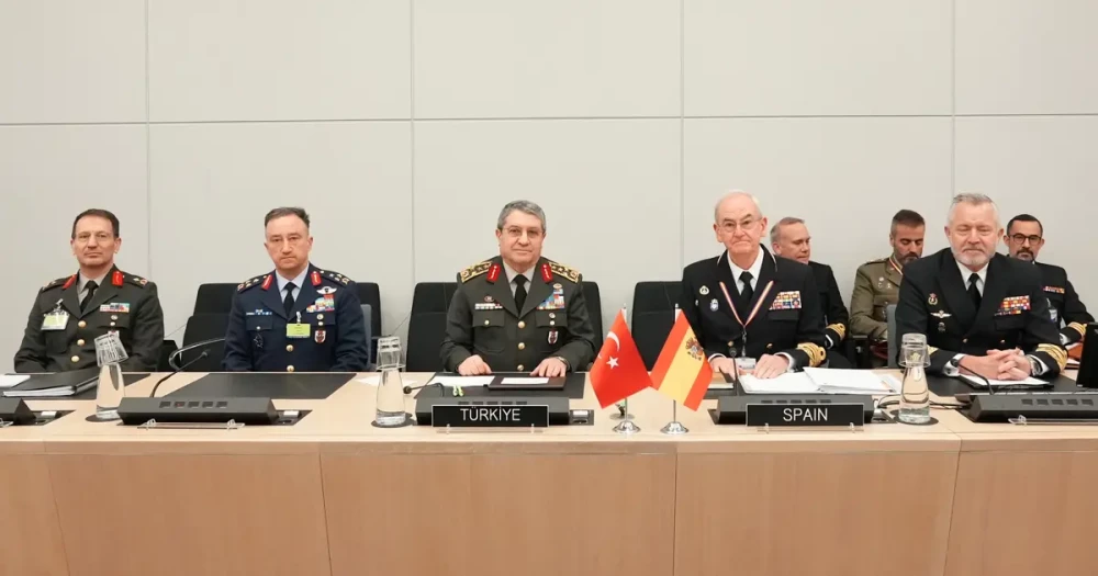 Genelkurmay Başkanı Bayraktaroğlu Brüksel'de Önemli Görüşmeler Yaptı