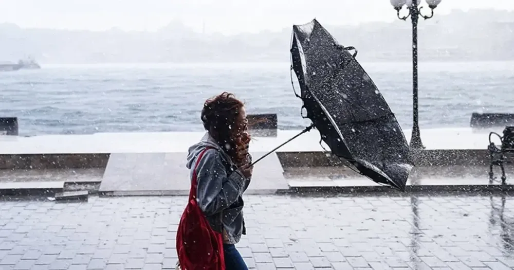 Meteoroloji'den 9 İle Sarı Kodlu Uyarı: Kuvvetli Yağış ve Fırtına Bekleniyor