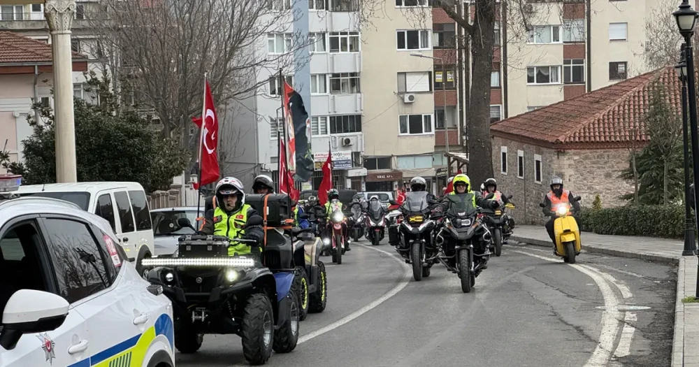 Tekirdağ'da Bayrağa Saygı Sürüşü: Milli Birlik Mesajı Verildi