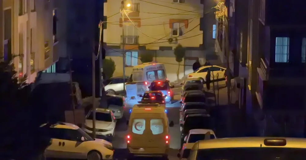 Arnavutköy'de Mevlit Yemeği Sonrası Toplu Gıda Zehirlenmesi: 2 Kişi Yoğun Bakımda