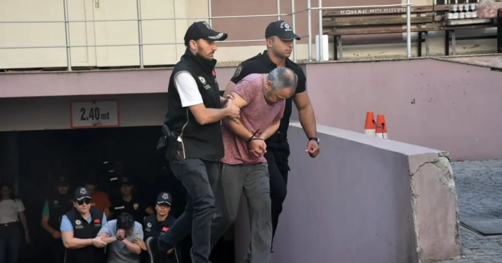 İzmir'deki Kanlı Saldırıda Sanıklara Ağır Cezalar Talep Edildi
