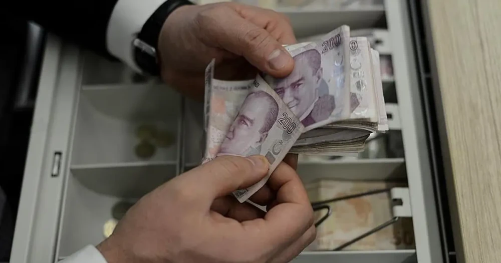 En Düşük Emekli Maaşı 20 Bin TL Oldu: Resmi Gazete'de Yayımlandı