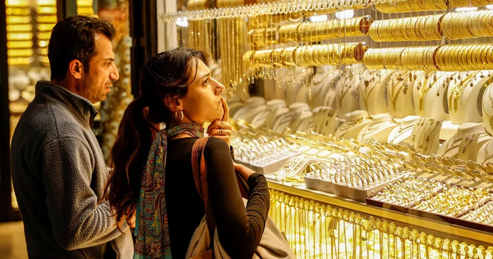 Küresel Piyasalar Şokta: Altın ve Gümüşte Sert Düşüş, Dolar Yükselişte