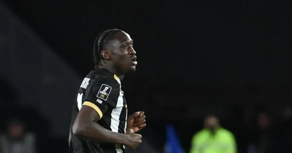 Fenerbahçe'den Genç Golcü İçin Büyük Adım: Sidiki Cherif İstanbul'da