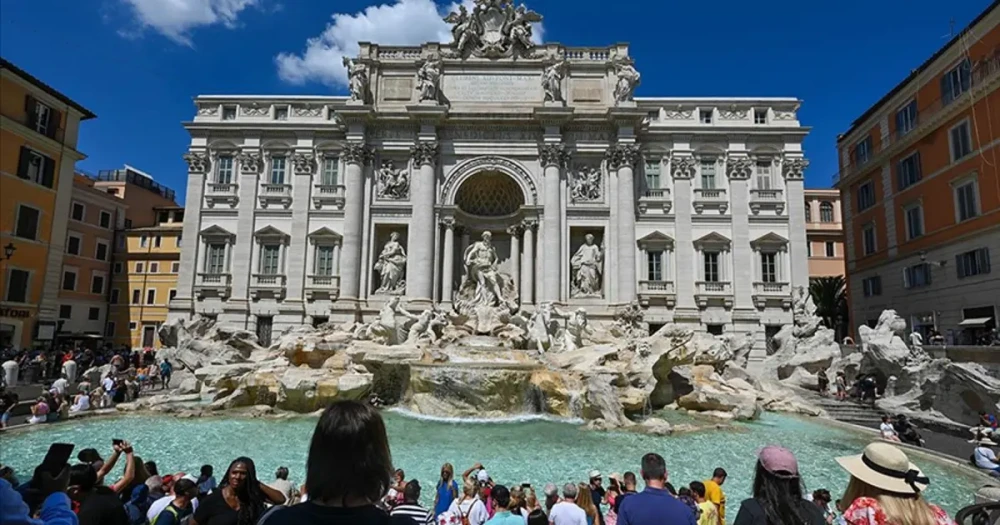 Roma'nın İkonik Trevi Çeşmesi Artık Ücretli: Yeni Dönem Başladı