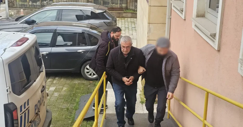Oğlunu Öldürdü: Emanet Altınlar Kanlı Bitti