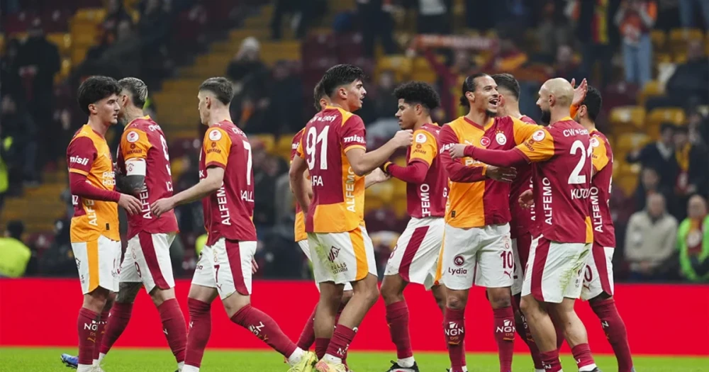Galatasaray Çeyrek Final İçin Sahada: İstanbulspor Maçı İlk 11'leri Açıklandı