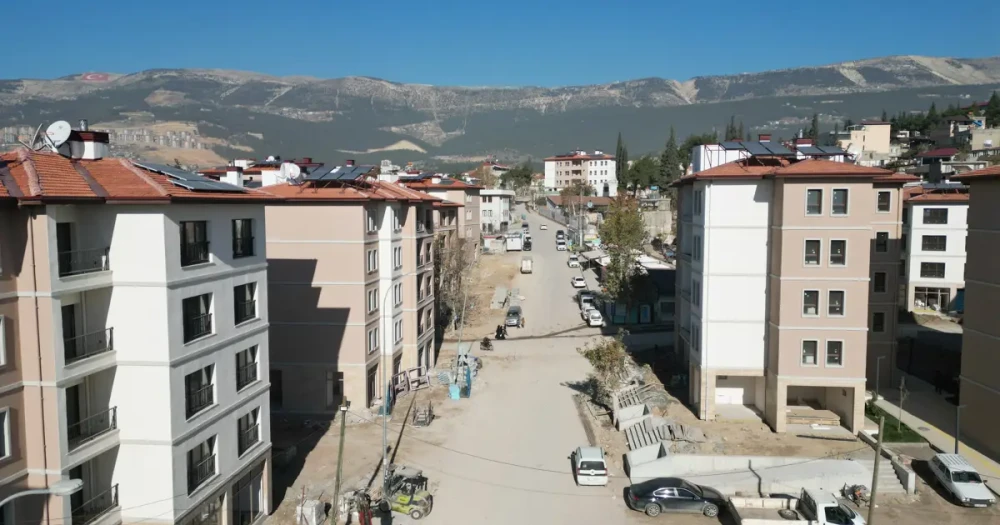 Kentsel Dönüşümde Yeni Dönem: Riskli Yapılar İçin Yık Ya Da Sat Düzenlemesi Yürürlükte