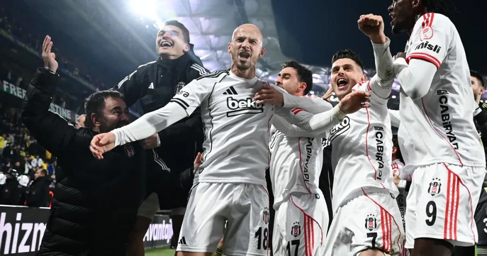 Beşiktaş, Ziraat Türkiye Kupası'nda Çeyrek Final İçin Sahada: Kocaelispor Deplasmanı Hedefi