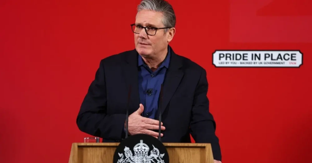 İngiltere'de Epstein Krizi: Başbakan Starmer'dan Özür