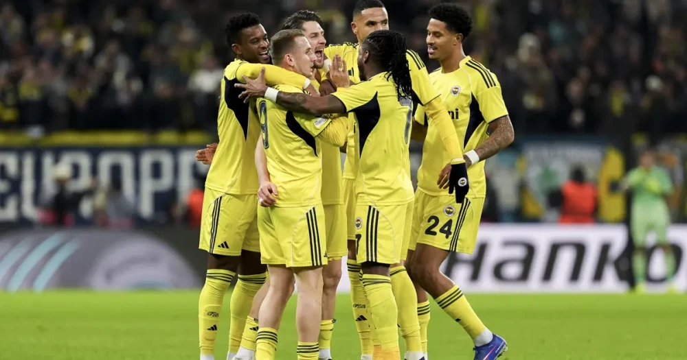 Fenerbahçe ve Erzurumspor, Ziraat Türkiye Kupası'nda Karşılaşıyor: İlk 11'ler Belli Oldu