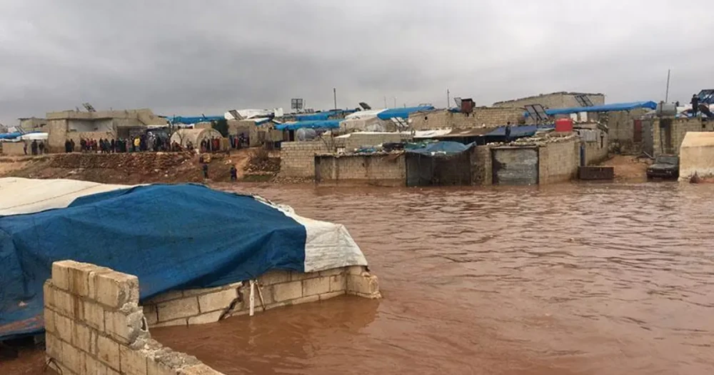 Suriye'de Sel Felaketi: 3 Kardeşten 2'si Hayatını Kaybetti