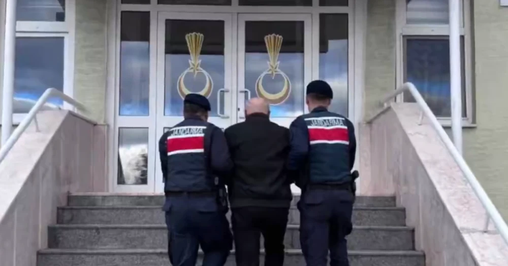 FETÖ Operasyonlarında 29 İlde 63 Gözaltı