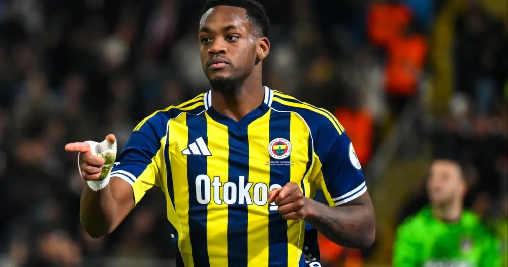 Zenit'ten Jhon Duran Hamlesi: Fenerbahçe'den Ayrılan Kolombiyalı Forvet Rusya Yolcusu