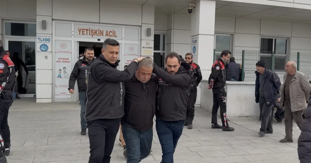 Ayna Çarpışması Kanlı Bitti: 2 Kişi Hayatını Kaybetti, Fail Tutuklandı