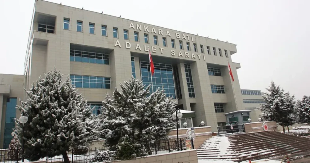 Ankara Adliyesi'nde Şok: Emanet Kasasından Altınlar Kayboldu, Memur İtiraf Etti