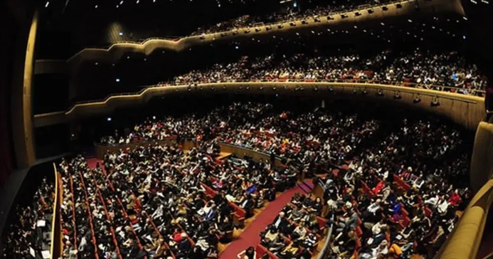 Zorlu PSM'deki Konserler Toplumsal Değerlere Aykırı Bulundu: İki Günlük Yasak Kararı