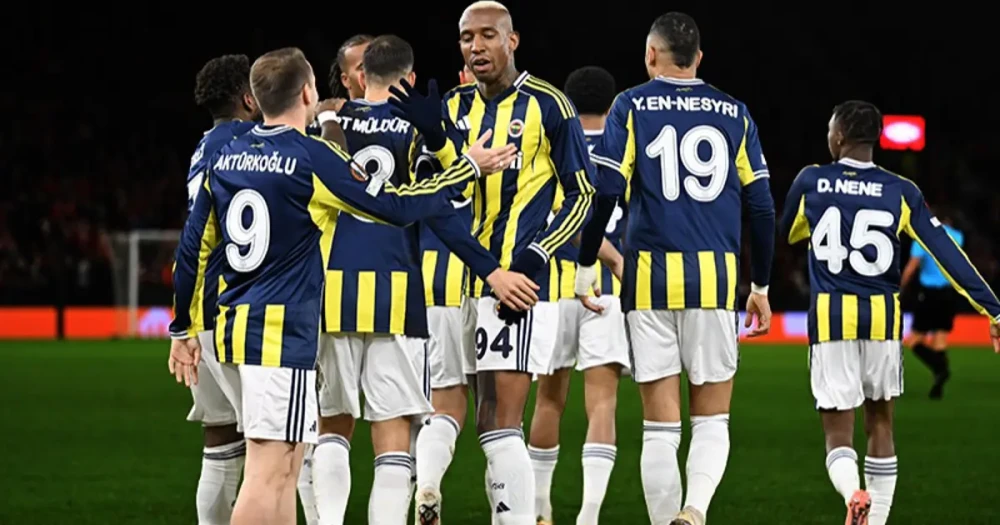 Trabzonspor - Fenerbahçe Maçının Hakemi Halil Umut Meler Oldu