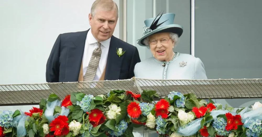 Kraliçe Elizabeth'in Adı Epstein Dosyasında: Sus Payı İçin Oğluna Borç Verdiği İddiası