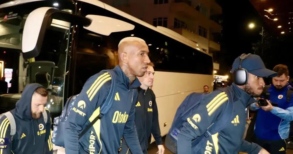 Fenerbahçe, Trabzon'a Gitti: Sadettin Saran Kafileye Eşlik Etti