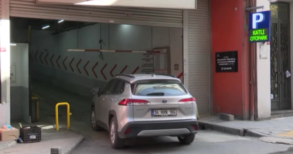 İstanbul'da Otopark Ücretleri Ev Kiralarını Aratmıyor: Vatandaşlar Sınırlandırma İstiyor