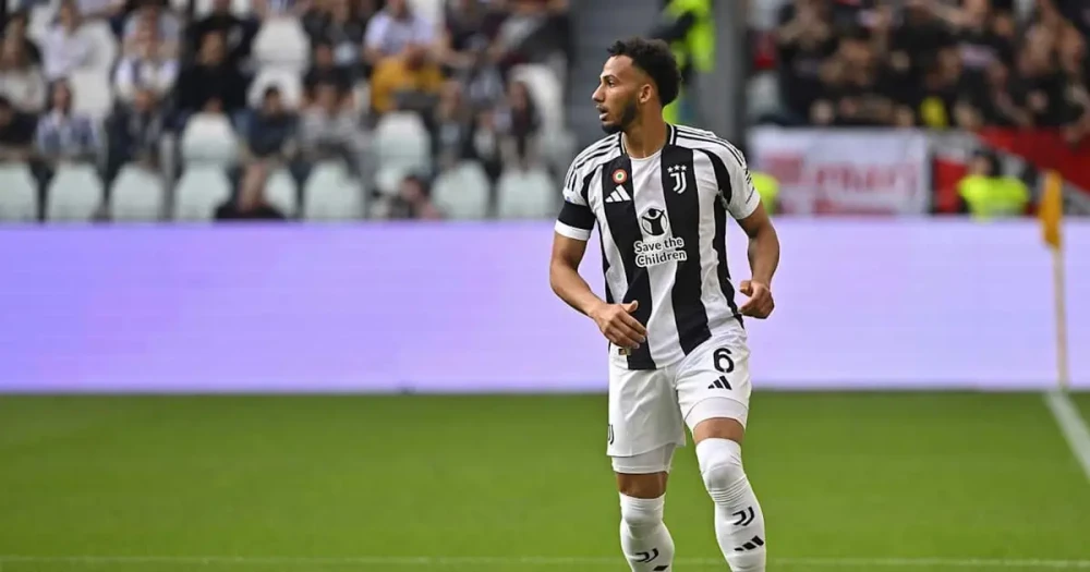 Juventuslu Futbolcu Lloyd Kelly Irkçı Saldırıya Uğradı 