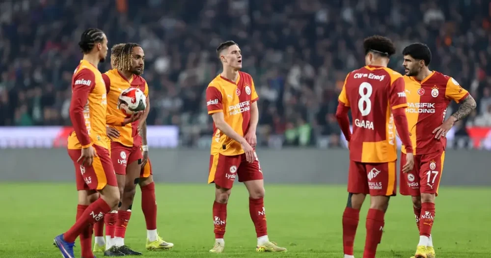 Galatasaray'ın Yenilmezlik Serisi Sona Erdi: Konyaspor Deplasmanda Galip