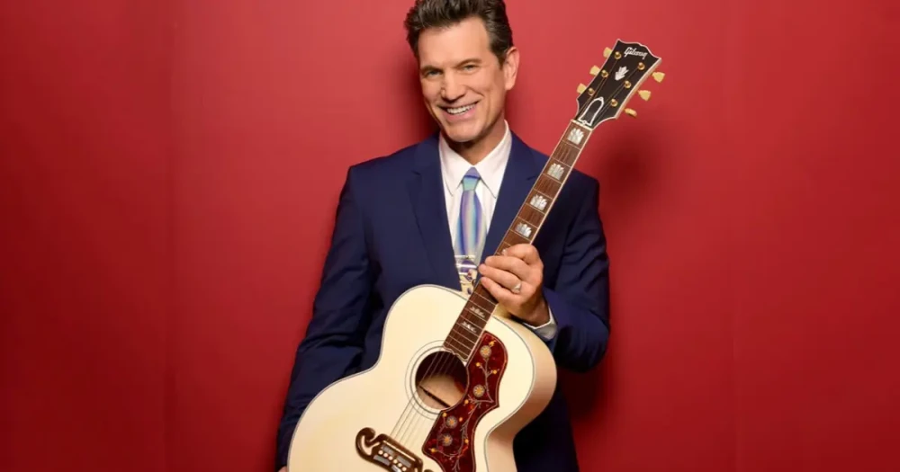Chris Isaak'ten Türkiye Hayranlarına Sıcak Mesaj: "Sizinle Buluşmak İçin Sabırsızlanıyorum"