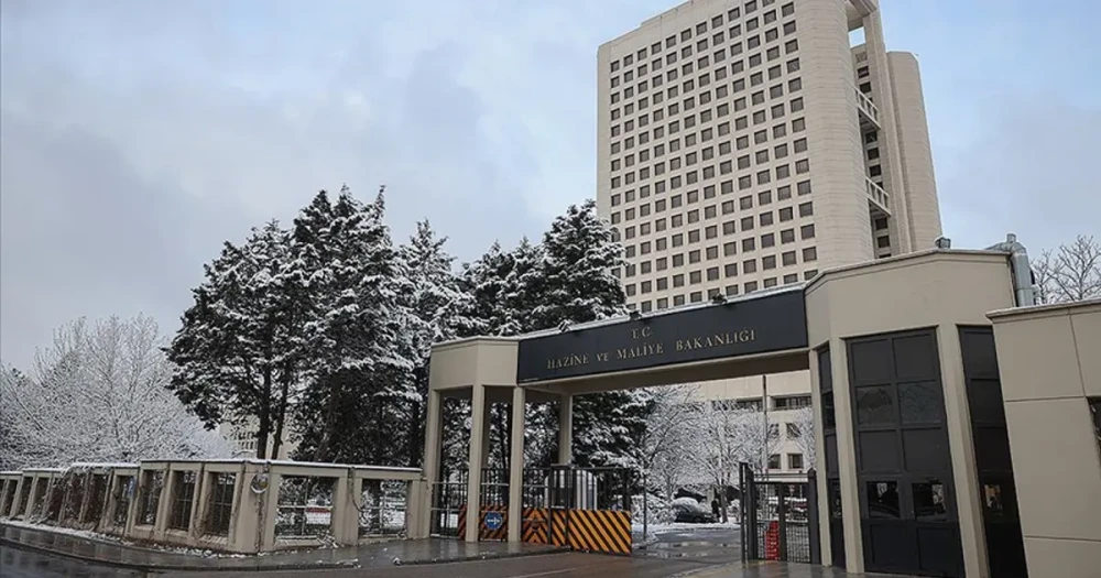 65 Yaş Aylığı Düzenlemesinde Faiz Sürprizi: Yersiz Ödemeler Kanuni Faizle Geri Alınacak