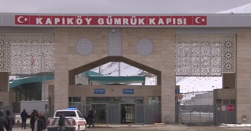 İran Sınırında Hareketlilik Sürüyor: Kapıköy'den Geri Dönüşler Yoğunlaştı