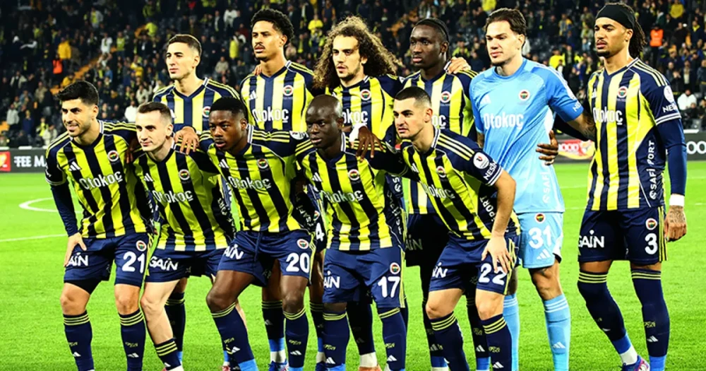Fenerbahçe Taraftarından Mert Müldür'e Tepki: 23. Dakikada Gol ve Protesto