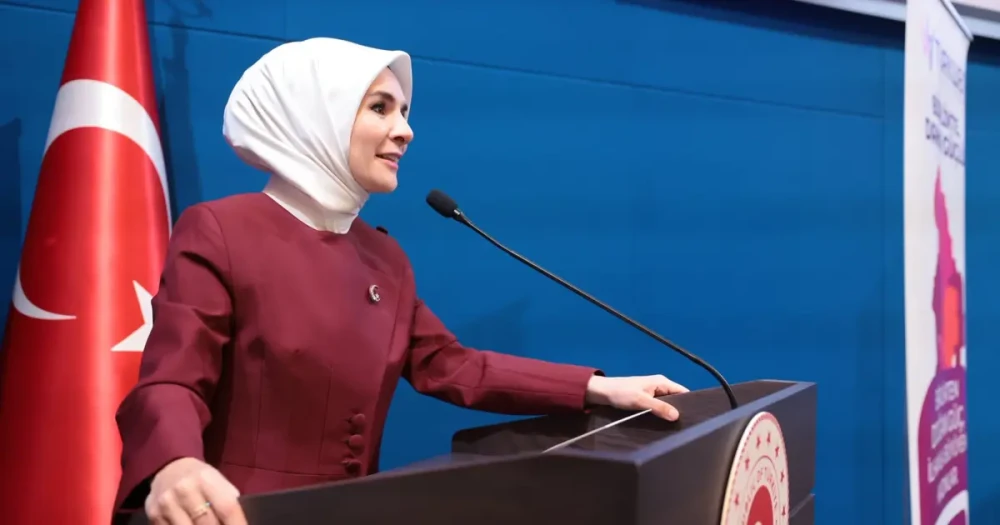 Bakan Göktaş'tan Ortadoğu'da Barış Çağrısı: Müzakereler Yeniden Başlamalı