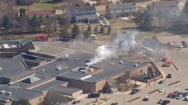 Michigan'da Sinagoga Silahlı Saldırı: Saldırgan Hayatını Kaybetti