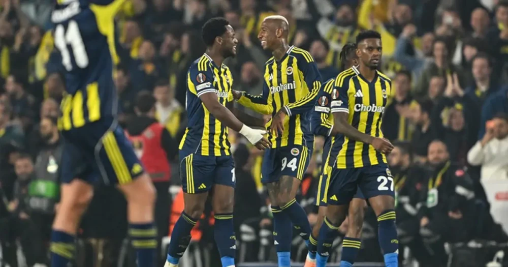 Fenerbahçe'de Kritik Deplasman: 6 Eksikle Zirve Takibi