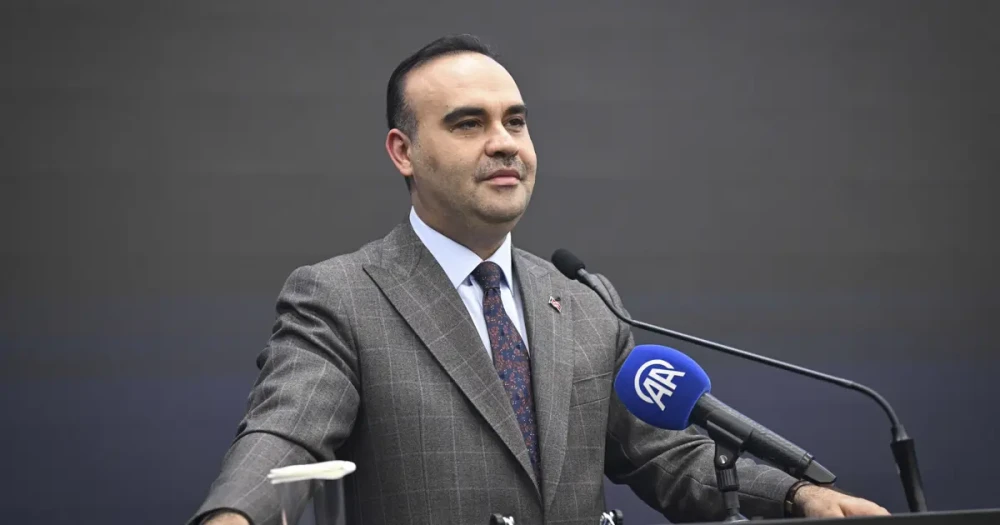 İstanbul Sanayicilerine ve İş İnsanlarına Bakan Kacır'dan Çağrı