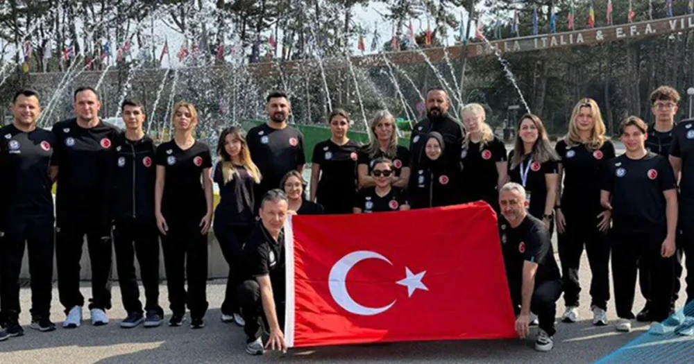 Milli Para Yüzücülerden İtalya'da Tarihi Başarı: Toplam 10 Madalya