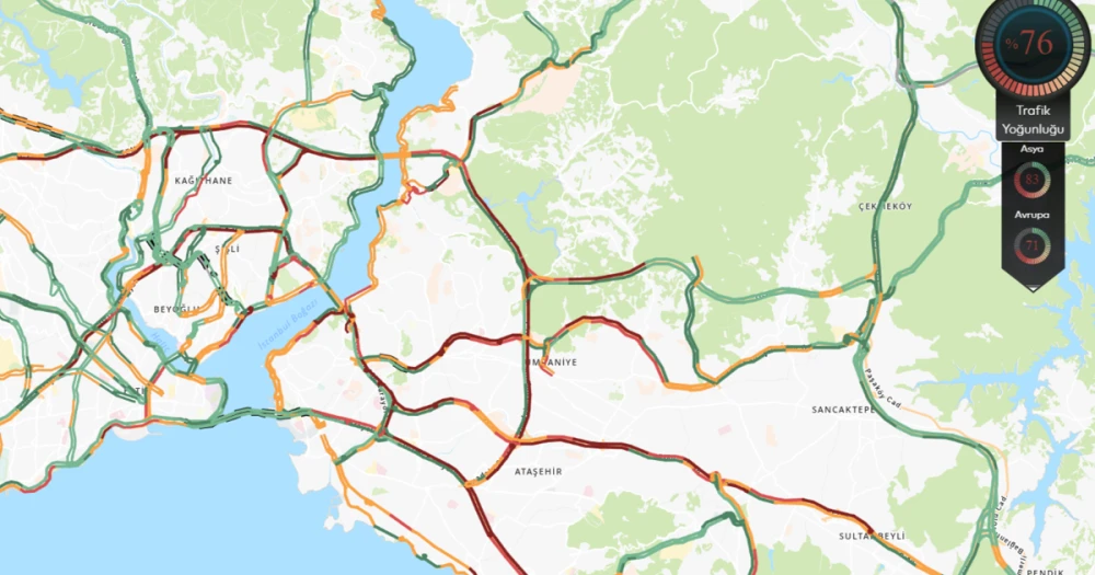 İstanbul'da Bayram Trafiği Yoğunlaştı: Yola Çıkacaklar Dikkat!