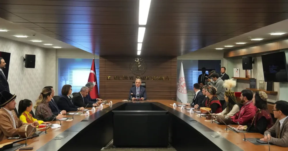 Bakan Ersoy, Nevruz Kutlamasında TÜRKSOY Heyetiyle Buluştu