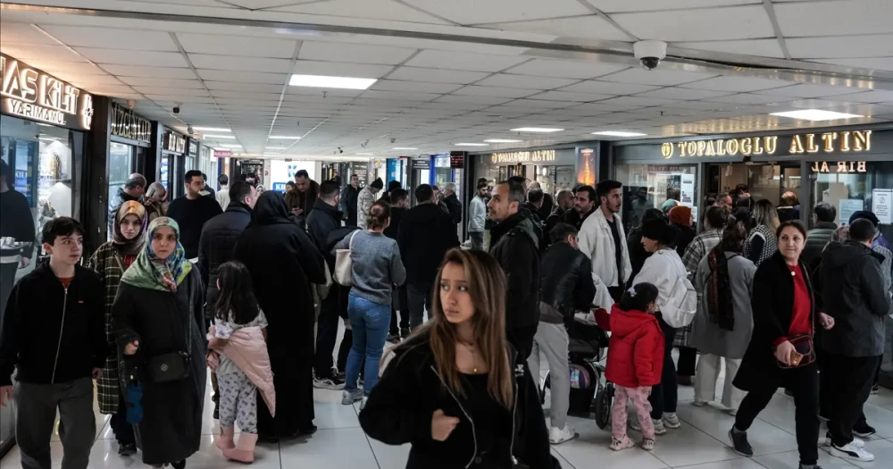 Altın Fiyatlarındaki Düşüş Kuyumcukent'te Gram Altını Tüketti
