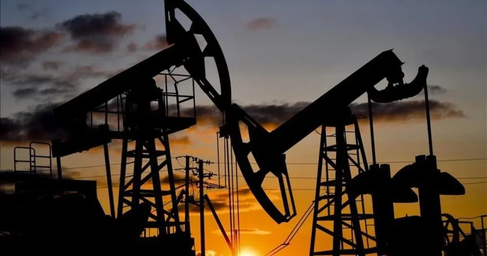 Petrolde Hafif Yükseliş: İran'dan Gelen Açıklamalar Piyasaları Hareketlendirdi