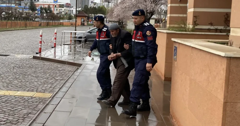 Kastamonu'da Kan Donduran Olay: Baba, Oğlunu Tüfekle Vurdu