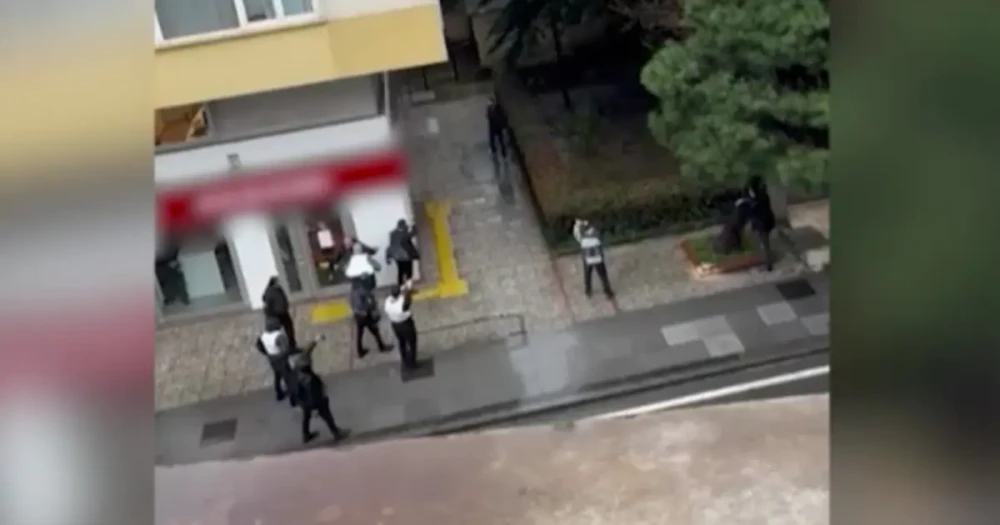 İstanbul'da Banka Soygunu Girişiminde Bulunan Şüpheli Tutuklandı