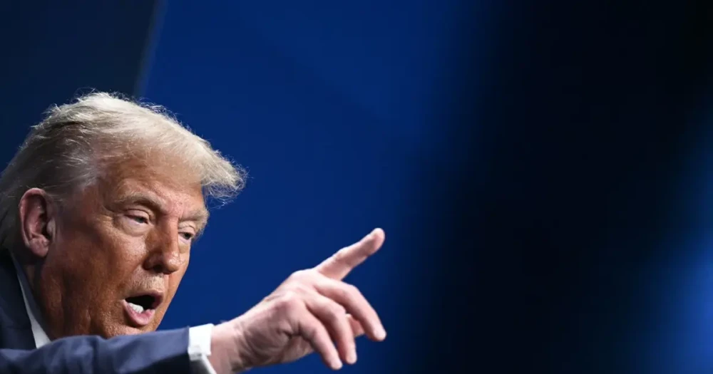 Trump'tan NATO'ya Sert Tepki: "Tiksinti Duyuyorum"