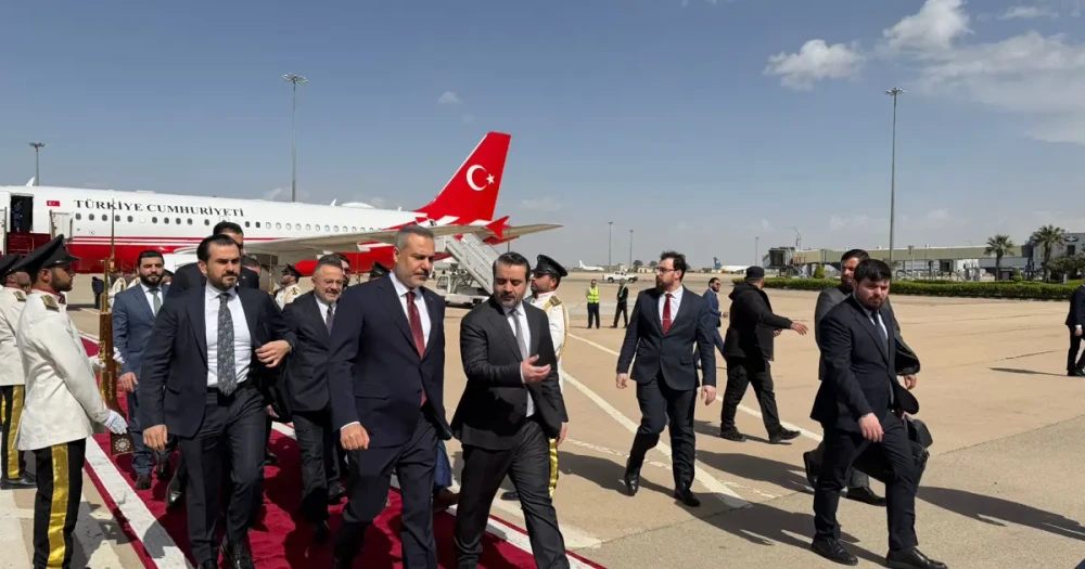 Dışişleri Bakanı Fidan Suriye'de: Bölgesel Güvenlik ve Yeniden İnşa Masada
