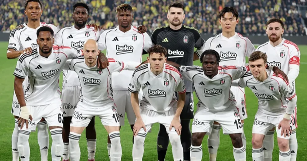 Beşiktaş'ta Talihsiz Sakatlık: Murillo Hastaneye Kaldırıldı
